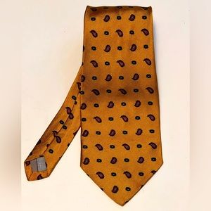 Men’s Hickey Freeman Golden Yellow Paisley 100% Silk Tie